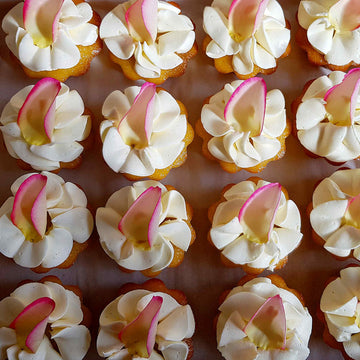 Orange and almond cup cakes